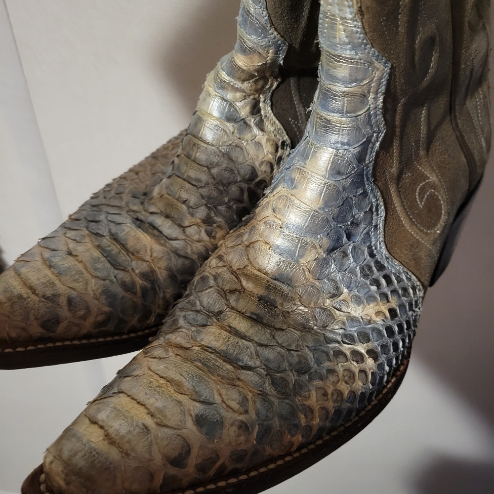 Real Snake Skin Boots Gem